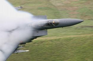 国产飞机突破音障视频